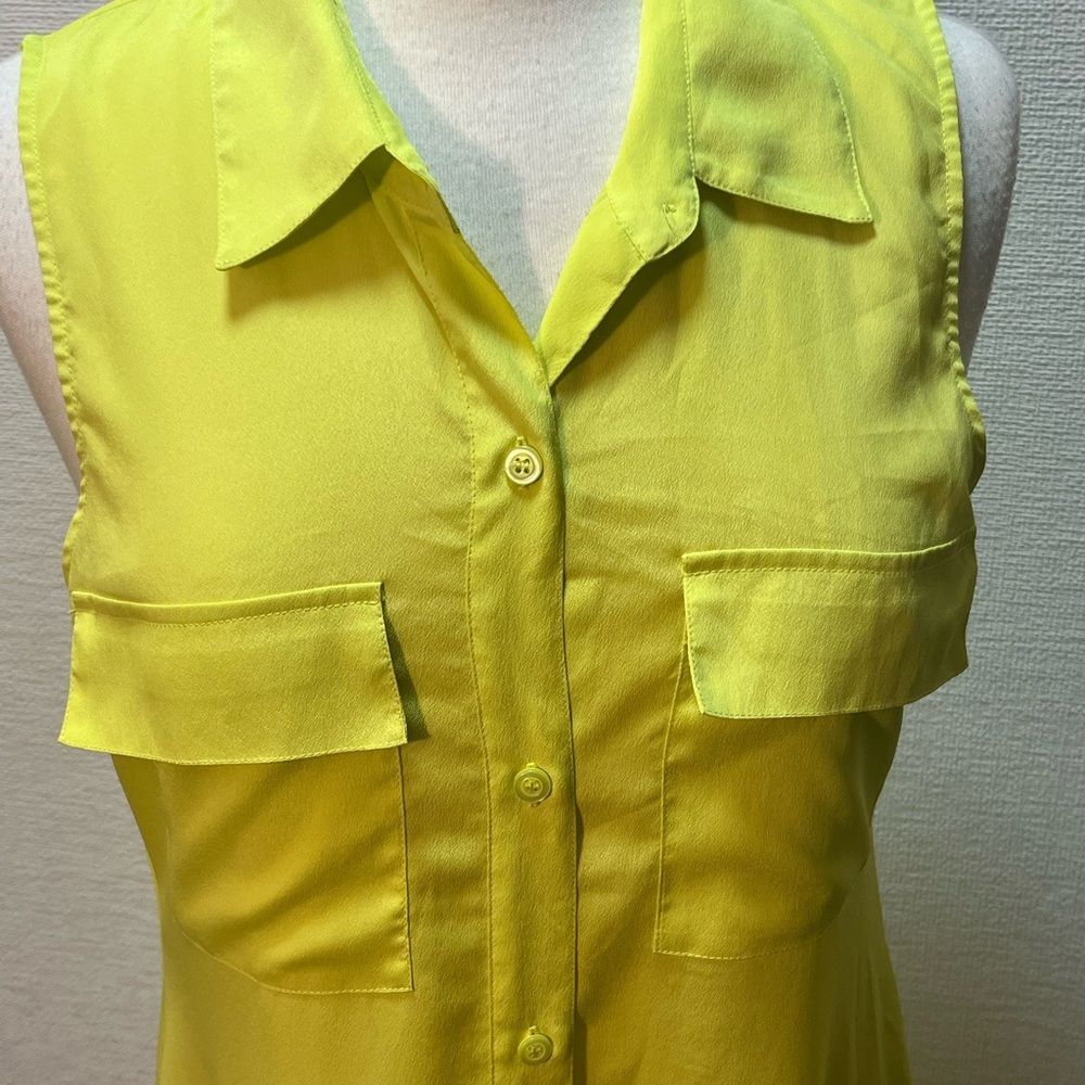 Victoria's Secret Neon Sleeveless Sundress with Notched Collar - Picture 4 of 10
